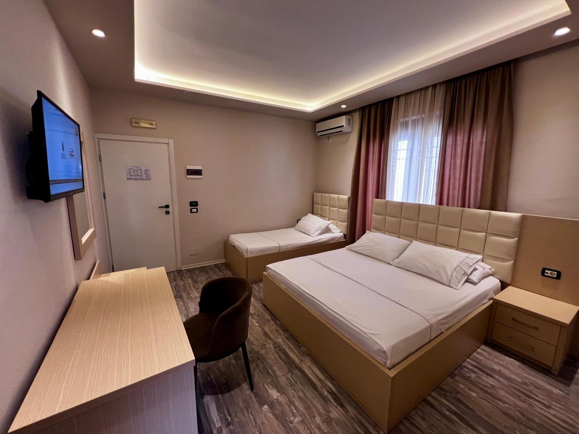 Hotel Lungomare 3*