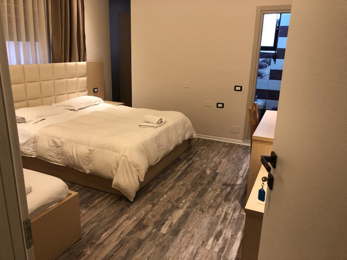 Lungomare Hotel Vlorë
